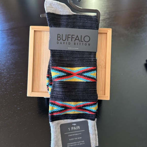 Men's Multicolor Patterned Socks - Picture 2 of 5